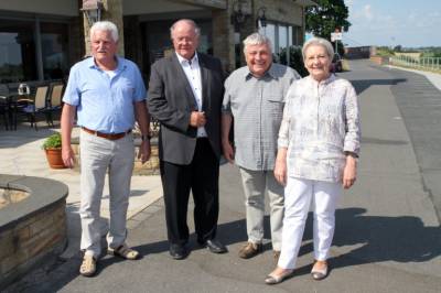Bild v.r.n.l: Heinz van Baal, Theo Thissen, Klaus Frede und Angelika Sch&uuml;rings, Foto: H.W. Goerden
