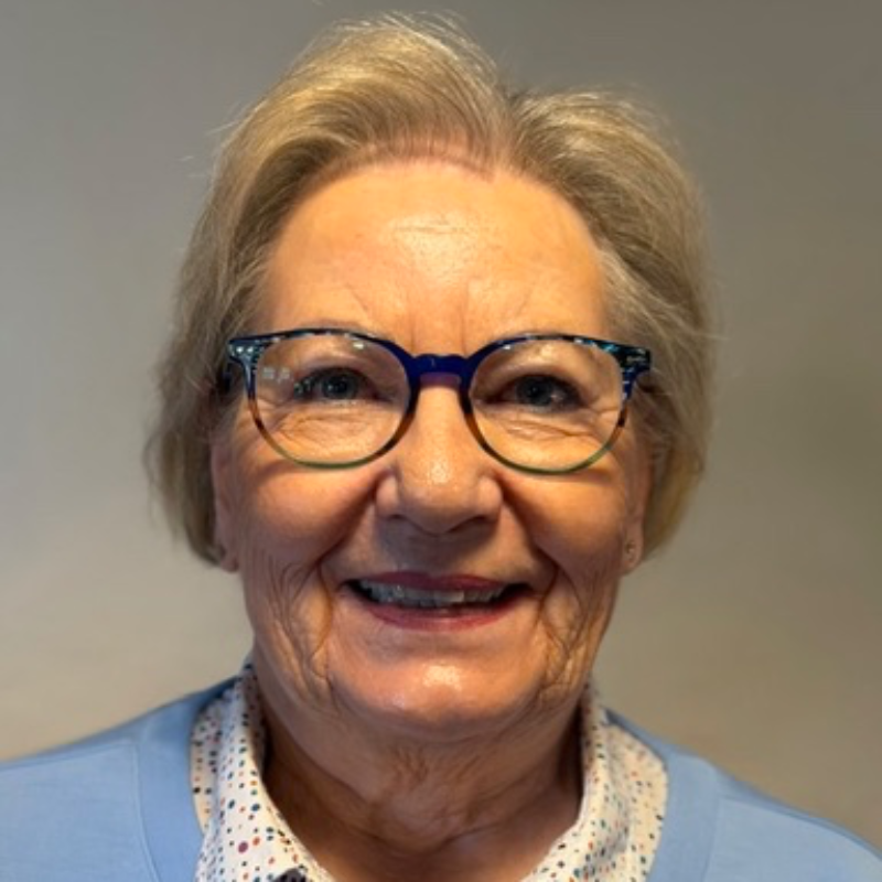  Angelika Sch�rings